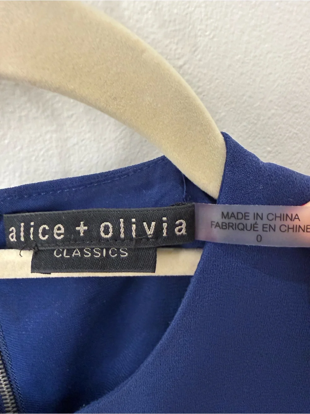 Alice and Olivia Cooley Shift dress